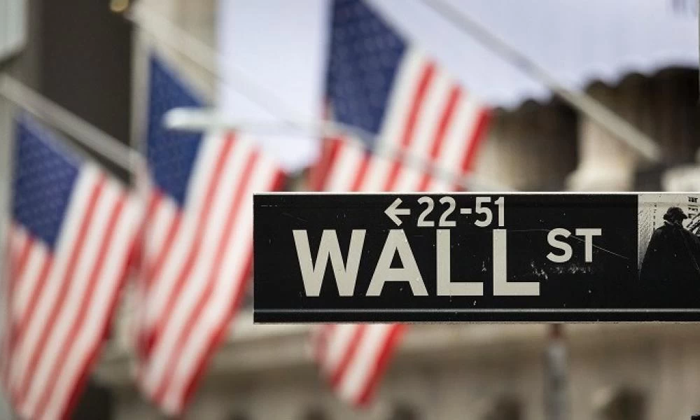 Wall Street: “Ράλι” και νέα ιστορικά ρεκόρ για Dow Jones και S&P 500